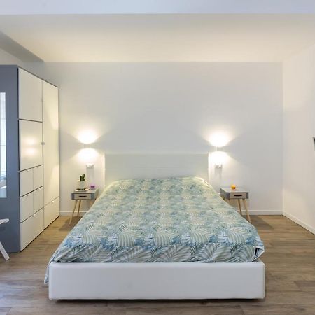 Ruote Apt - Dolcevita Holiday Apartment Флоренция Екстериор снимка